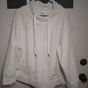 White Fleece Pullover - The SOFTEST